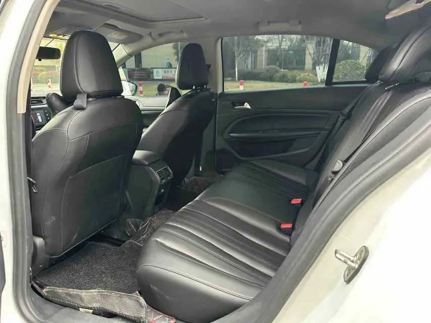 2019 Peugeot 408 1.6T 167HP L4 6AT,autocango,china used car exporter,china ev exporter,chinese used car exporter,chinese used ev exporter