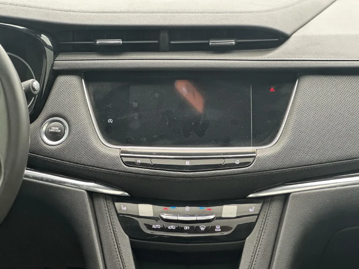 2021 Cadillac XT5 2.0T 237HP L4 9AT,autocango,china used car exporter,china ev exporter,chinese used car exporter,chinese used ev exporter