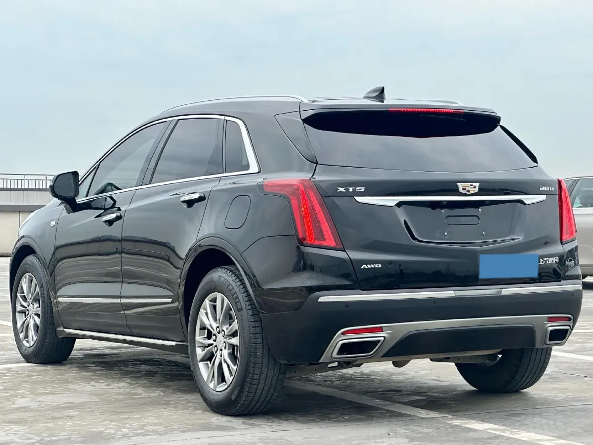 2021 Cadillac XT5 2.0T 237HP L4 9AT,autocango,china used car exporter,china ev exporter,chinese used car exporter,chinese used ev exporter