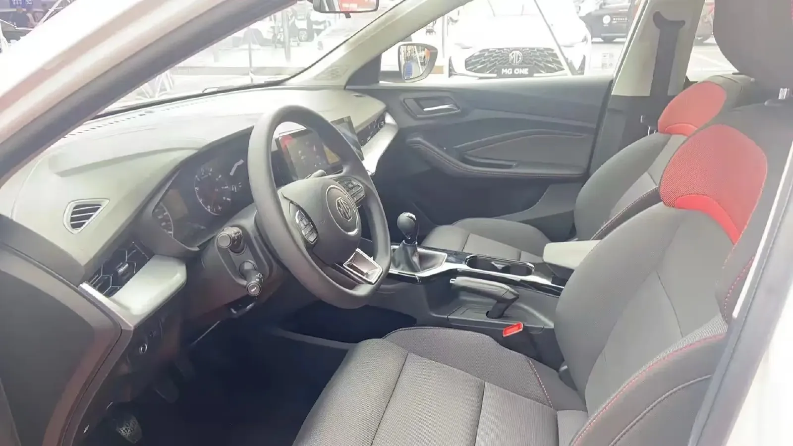 2023 MG 5 1.5L 129HP L4 5MT,autocango,china used car exporter,china ev exporter,chinese used car exporter,chinese used ev exporter