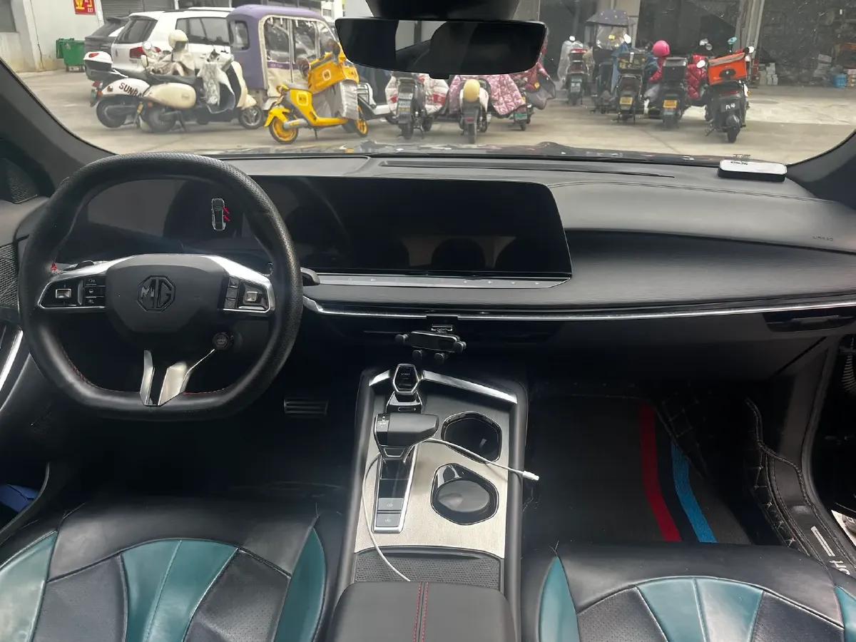 2023 MG 7 2.0T 261HP L4 9AT,autocango,china used car exporter,china ev exporter,chinese used car exporter,chinese used ev exporter