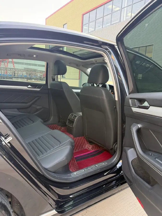 2023 Volkswagen Magotan 1.4T 150HP L4 7DCT,autocango,china used car exporter,china ev exporter,chinese used car exporter,chinese used ev exporter