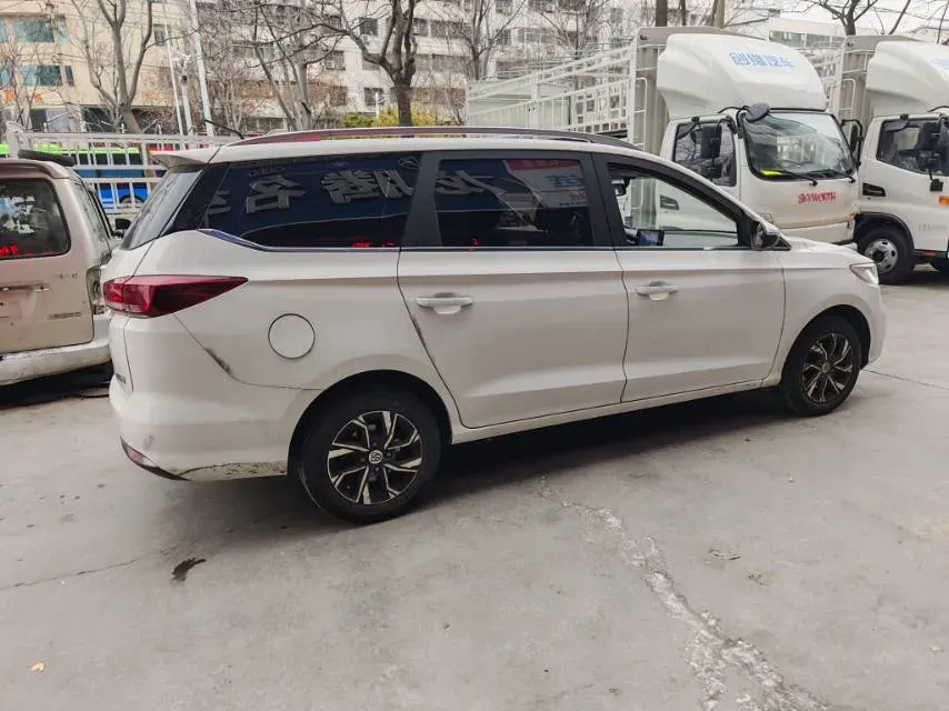2018 BaoJun 530 1.5T 150HP L4 6MT,autocango,china used car exporter,china ev exporter,chinese used car exporter,chinese used ev exporter