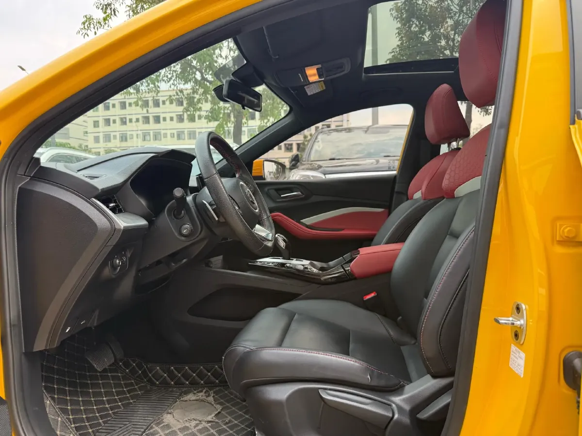 2021 MG 5 1.5T 173HP L4 7DCT,autocango,china used car exporter,china ev exporter,chinese used car exporter,chinese used ev exporter