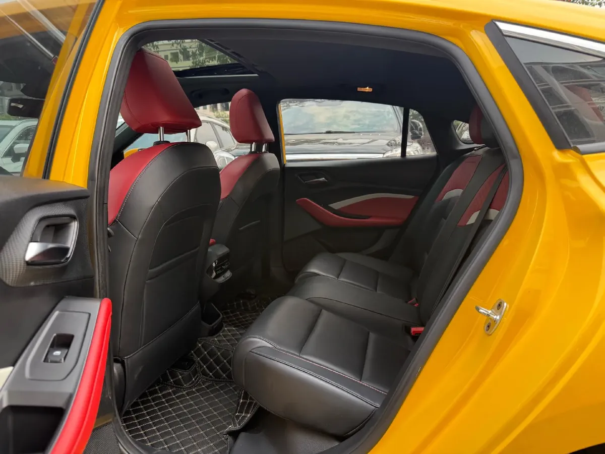 2021 MG 5 1.5T 173HP L4 7DCT,autocango,china used car exporter,china ev exporter,chinese used car exporter,chinese used ev exporter