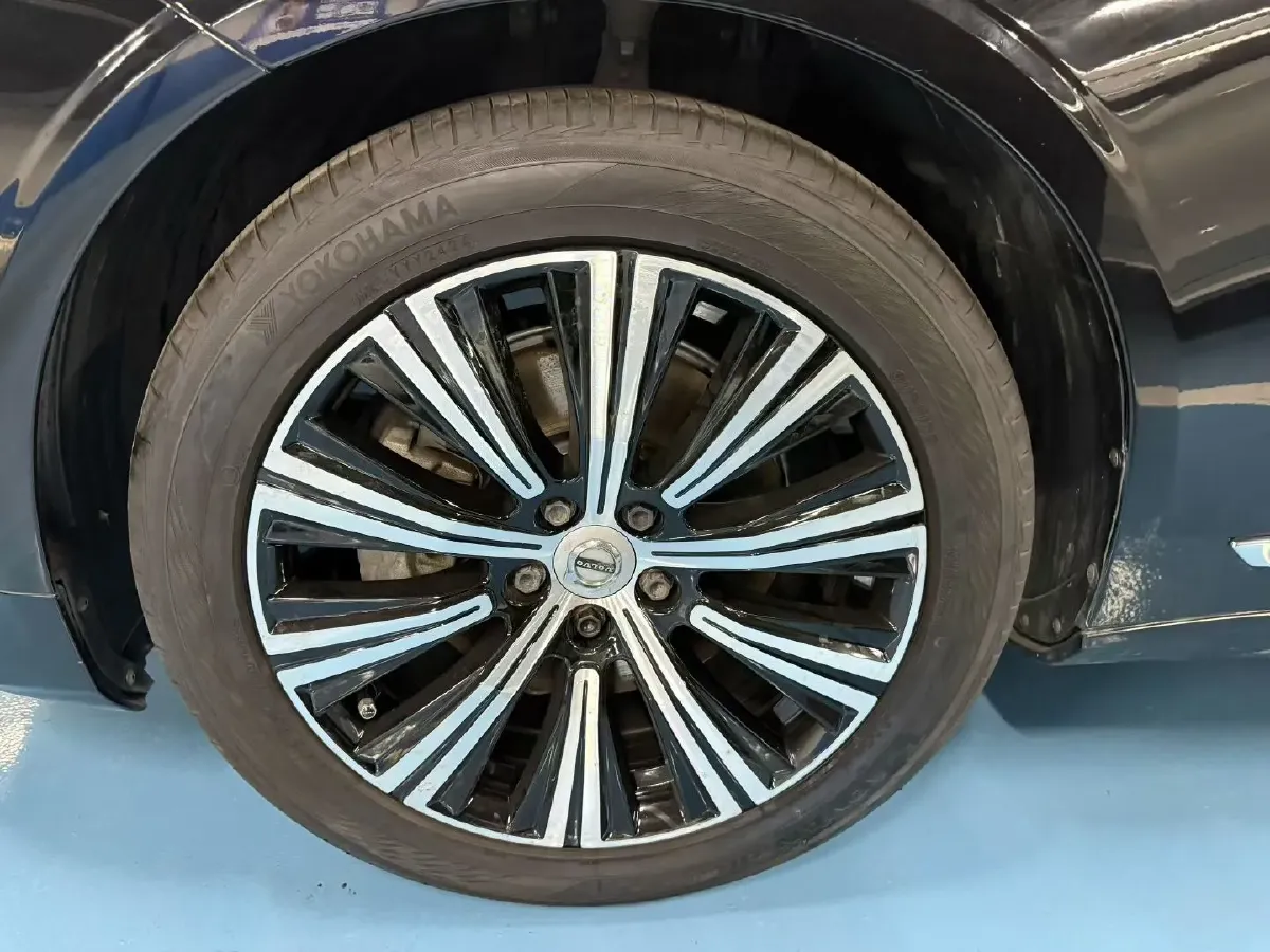 2019 Mitsubishi Eclipse Cross 1.5T 170HP L4 6MT,autocango,china used car exporter,china ev exporter,chinese used car exporter,chinese used ev exporter