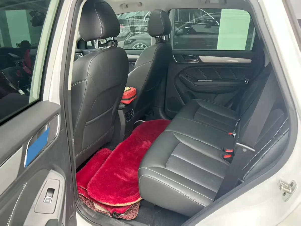 2019 Mitsubishi Eclipse Cross 1.5T 170HP L4 6MT,autocango,china used car exporter,china ev exporter,chinese used car exporter,chinese used ev exporter