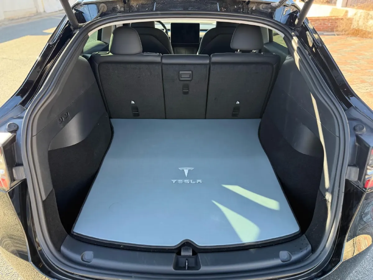 2022 Tesla Model Y BEV 60KWH,autocango,china used car exporter,china ev exporter,chinese used car exporter,chinese used ev exporter