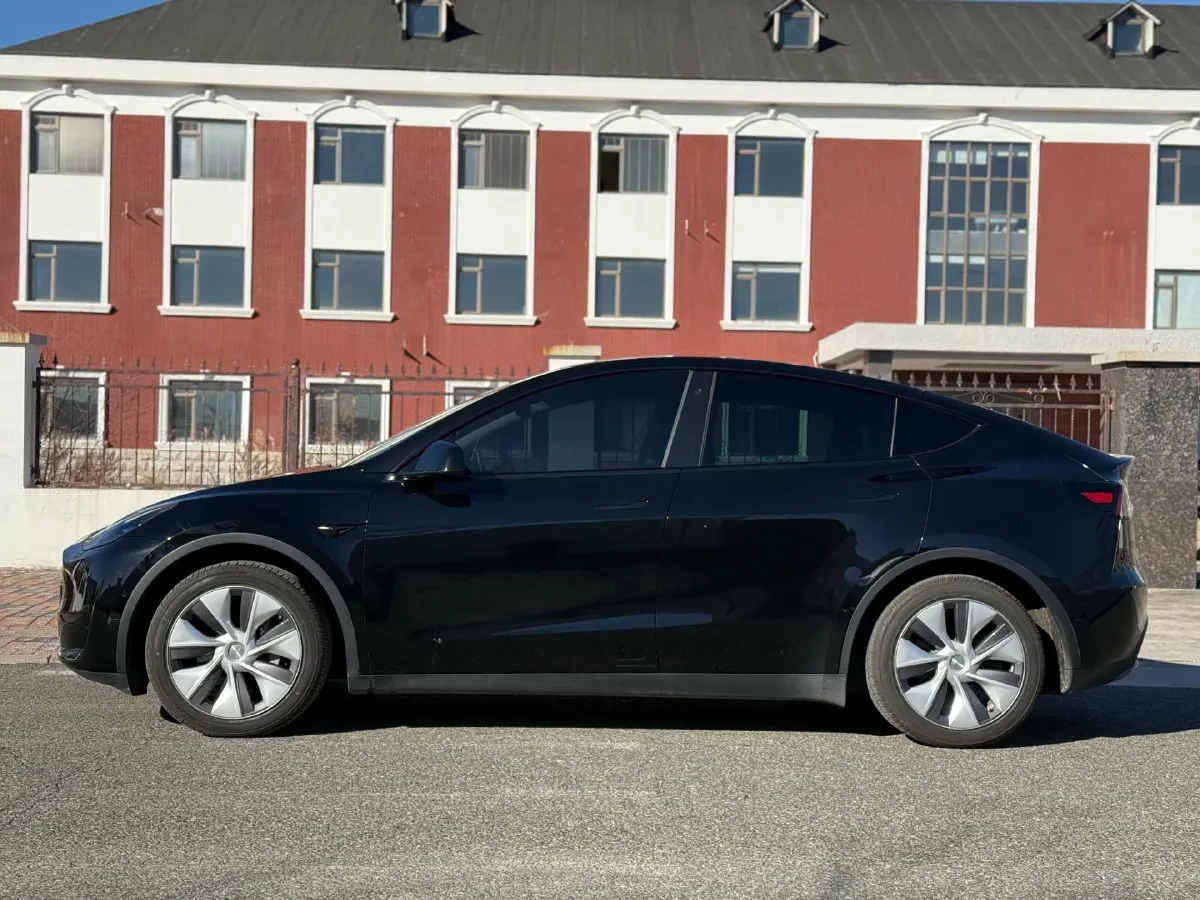 2022 Tesla Model Y BEV 60KWH,autocango,china used car exporter,china ev exporter,chinese used car exporter,chinese used ev exporter