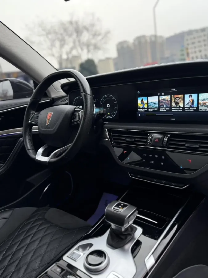 2019 HongQi HS5 2.0T 224HP L4 6AT,autocango,china used car exporter,china ev exporter,chinese used car exporter,chinese used ev exporter