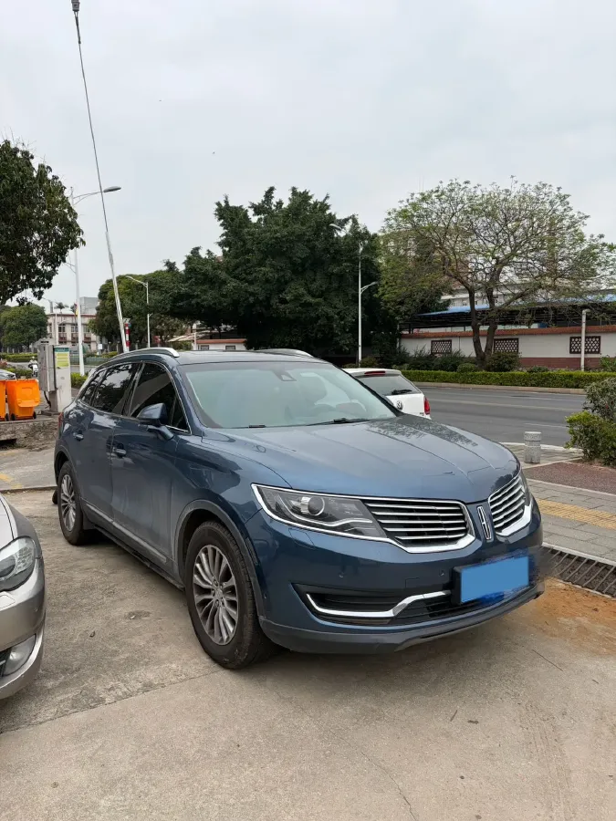 2018 Lincoln MKX 2.0T 253HP L4 6AT,autocango,china used car exporter,china ev exporter,chinese used car exporter,chinese used ev exporter