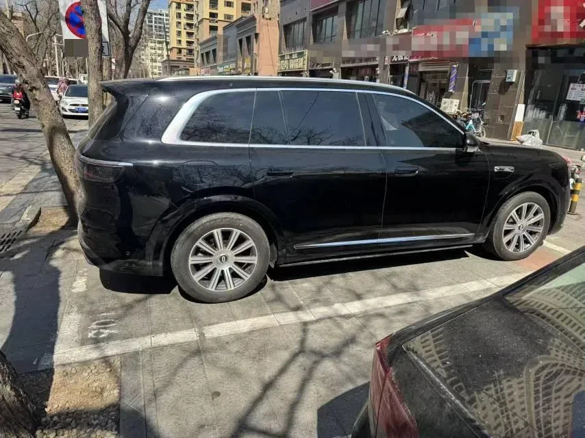 2025 AITO AITO M8 REEV 160HP REEV 53.4KWH,autocango,china used car exporter,china ev exporter,chinese used car exporter,chinese used ev exporter