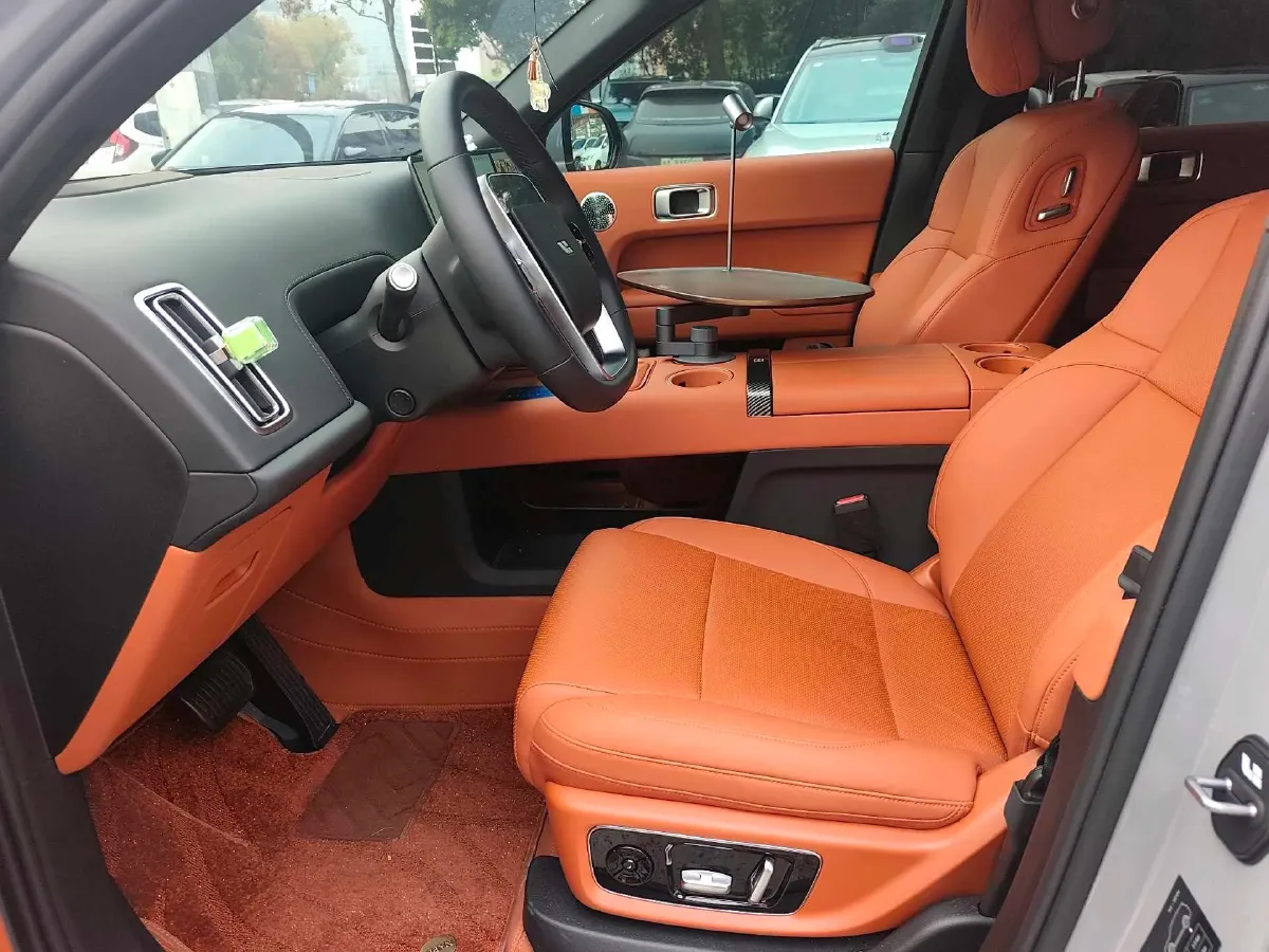 2025 Li L9 Range Extended 154HP REEV,autocango,china used car exporter,china ev exporter,chinese used car exporter,chinese used ev exporter