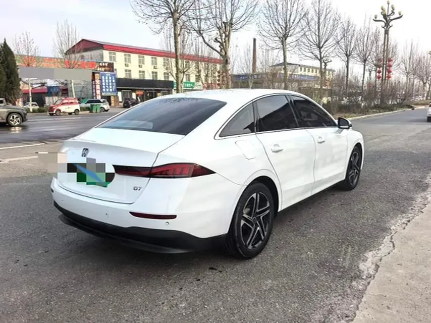2023 Roewe D7 1.5L 112HP L4 1DHT PHEV 21.4KWH,autocango,china used car exporter,china ev exporter,chinese used car exporter,chinese used ev exporter