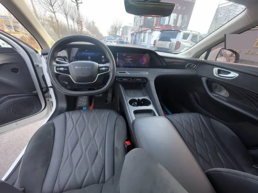 2023 Roewe D7 1.5L 112HP L4 1DHT PHEV 21.4KWH,autocango,china used car exporter,china ev exporter,chinese used car exporter,chinese used ev exporter