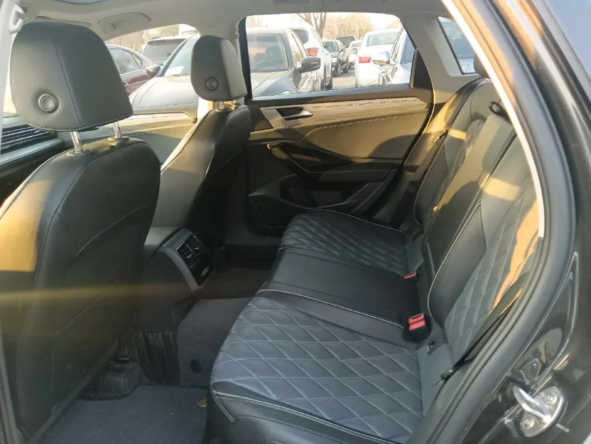 2023 Volkswagen Sagitar 1.5T 160HP L4 7DCT,autocango,china used car exporter,china ev exporter,chinese used car exporter,chinese used ev exporter