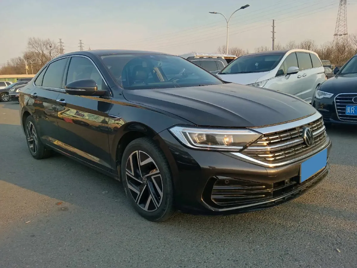 2023 Volkswagen Sagitar 1.5T 160HP L4 7DCT,autocango,china used car exporter,china ev exporter,chinese used car exporter,chinese used ev exporter