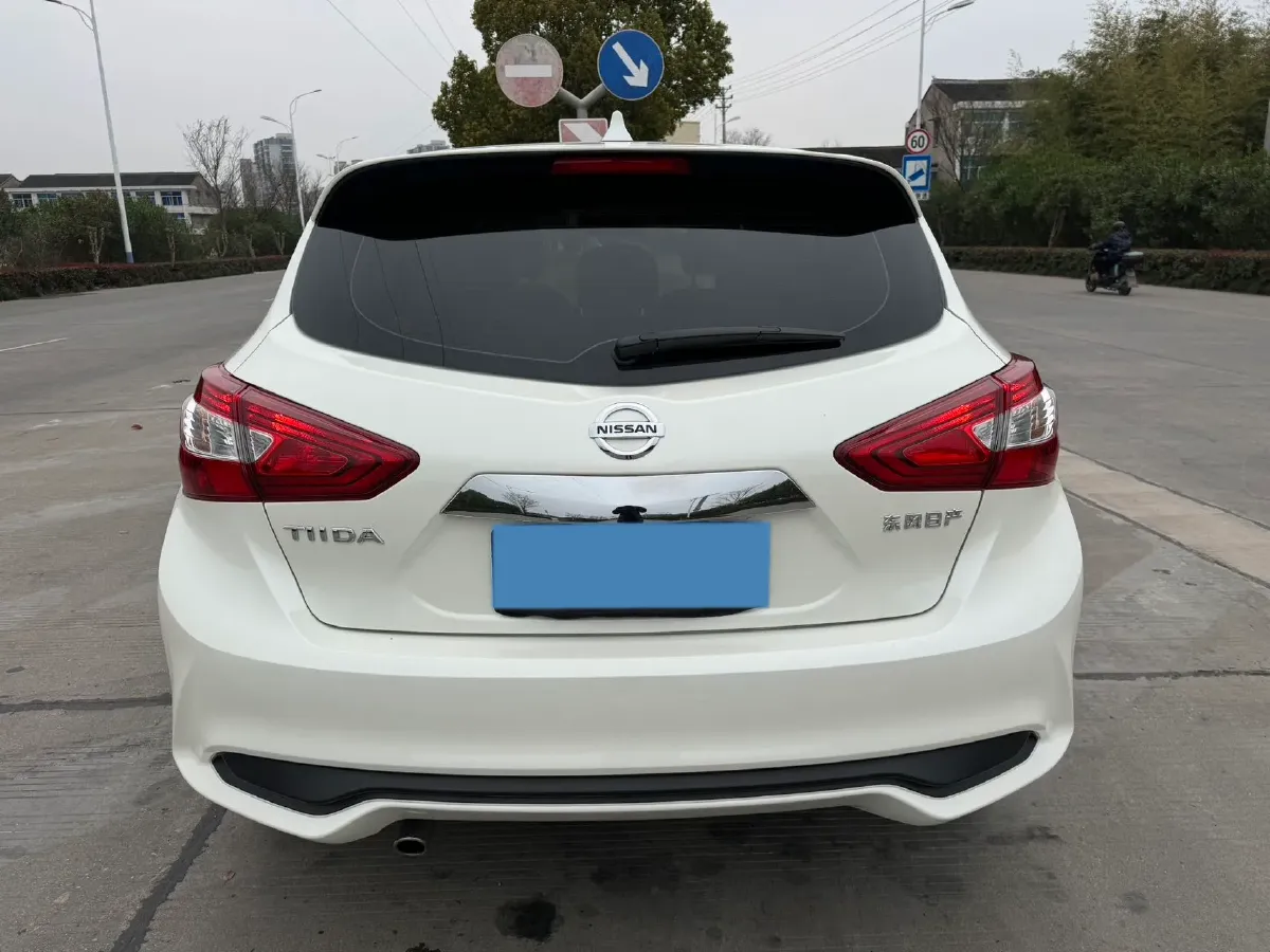 2024 Nissan Tiida 1.6L 122HP L4 CVT,autocango,china used car exporter,china ev exporter,chinese used car exporter,chinese used ev exporter