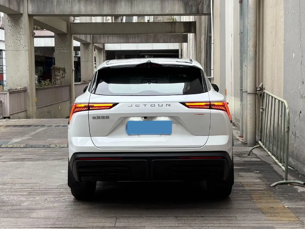 2022 Jetour DASHING 1.6T 197HP L4 7DCT,autocango,china used car exporter,china ev exporter,chinese used car exporter,chinese used ev exporter
