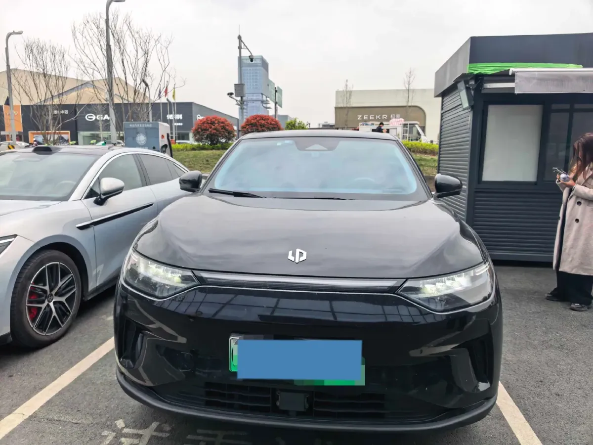 2023 Leapmotor C11 BEV 69.2KWH,autocango,china used car exporter,china ev exporter,chinese used car exporter,chinese used ev exporter