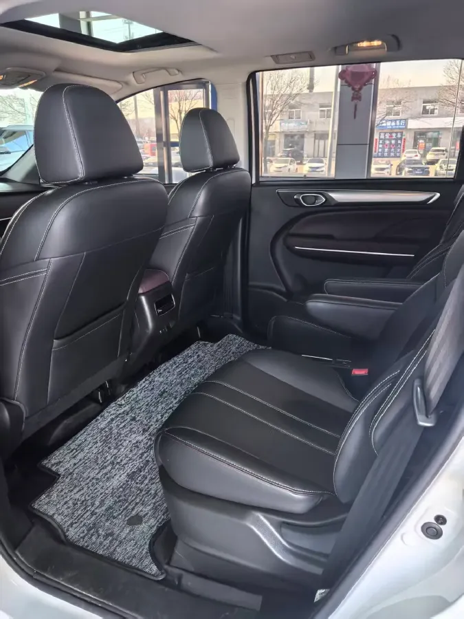 2023 GAC Trumpchi M6 1.5T 177HP L4 7DCT,autocango,china used car exporter,china ev exporter,chinese used car exporter,chinese used ev exporter