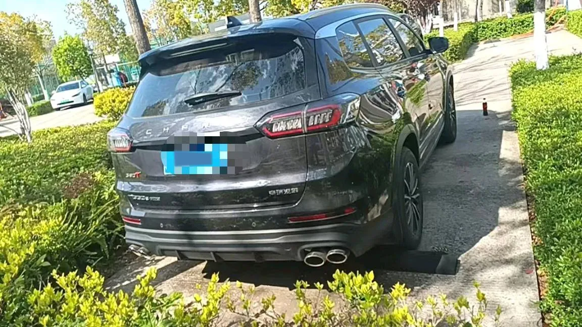 2022 Chery Tiggo 8 Plus 1.6T 197HP L4 7DCT,autocango,china used car exporter,china ev exporter,chinese used car exporter,chinese used ev exporter