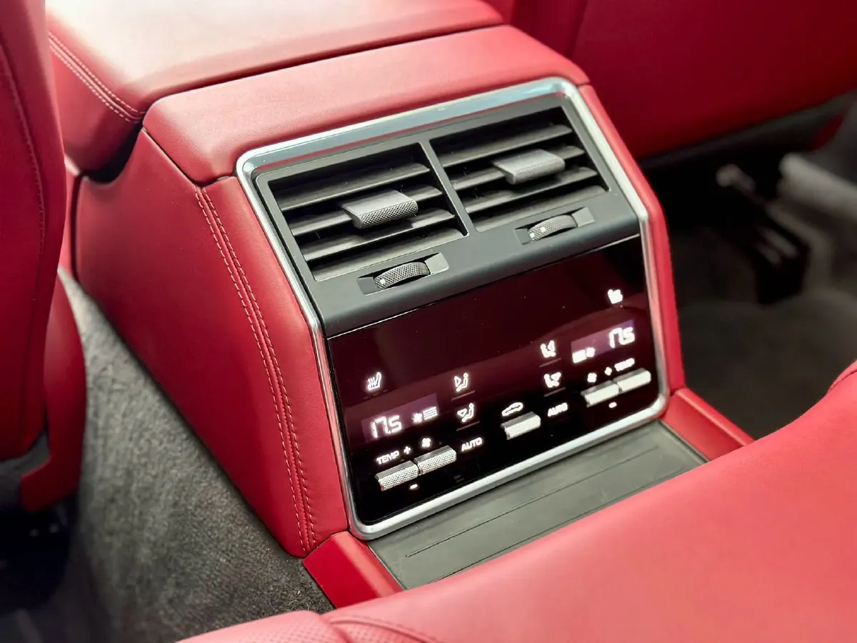 2023 Porsche Panamera 2.9T 330HP V6 8DCT,autocango,china used car exporter,china ev exporter,chinese used car exporter,chinese used ev exporter