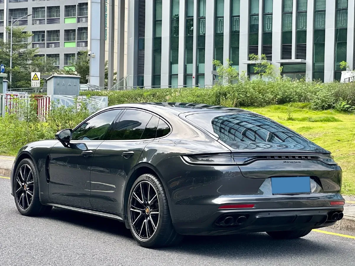 2023 Porsche Panamera 2.9T 330HP V6 8DCT,autocango,china used car exporter,china ev exporter,chinese used car exporter,chinese used ev exporter