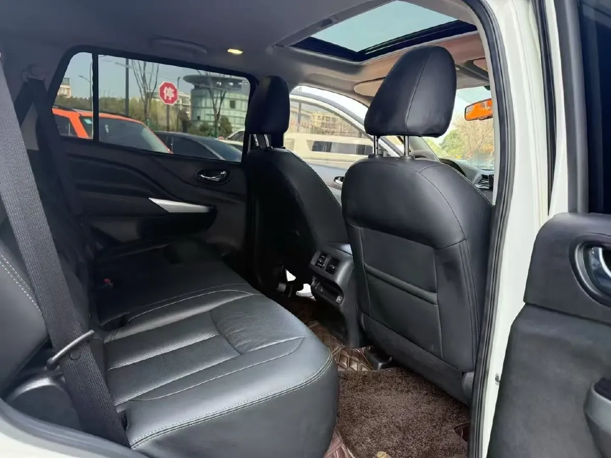 2020 Nissan Terra 2.5L 193HP L4 7AT,autocango,china used car exporter,china ev exporter,chinese used car exporter,chinese used ev exporter