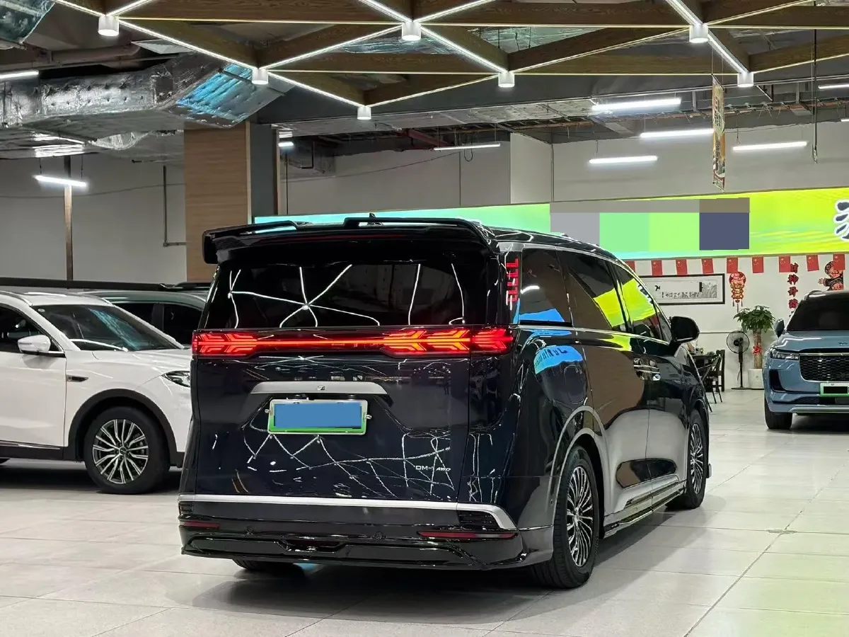 2024 Denza D9 1.5T 139HP L4 E-CVT PHEV 40KWH,autocango,china used car exporter,china ev exporter,chinese used car exporter,chinese used ev exporter