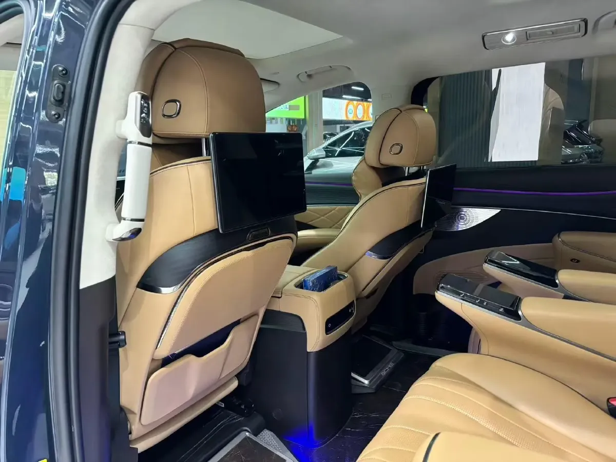 2024 Denza D9 1.5T 139HP L4 E-CVT PHEV 40KWH,autocango,china used car exporter,china ev exporter,chinese used car exporter,chinese used ev exporter