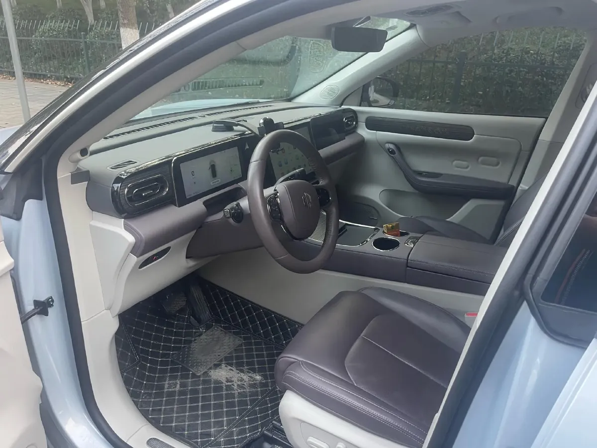 2023 Leapmotor C11 BEV 69.2KWH,autocango,china used car exporter,china ev exporter,chinese used car exporter,chinese used ev exporter