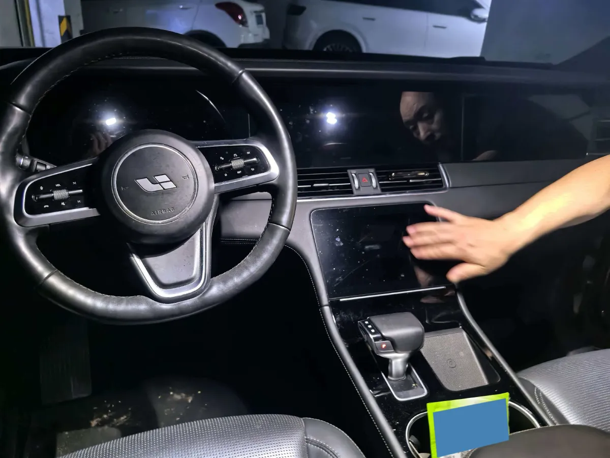 2021 Li ONE Range Extended 131HP REEV 40.5KWH,autocango,china used car exporter,china ev exporter,chinese used car exporter,chinese used ev exporter