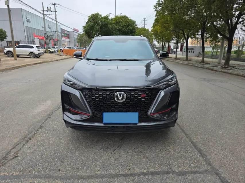 2020 ChangAn CS75 Plus 2.0T 233HP L4 8AT,autocango,china used car exporter,china ev exporter,chinese used car exporter,chinese used ev exporter