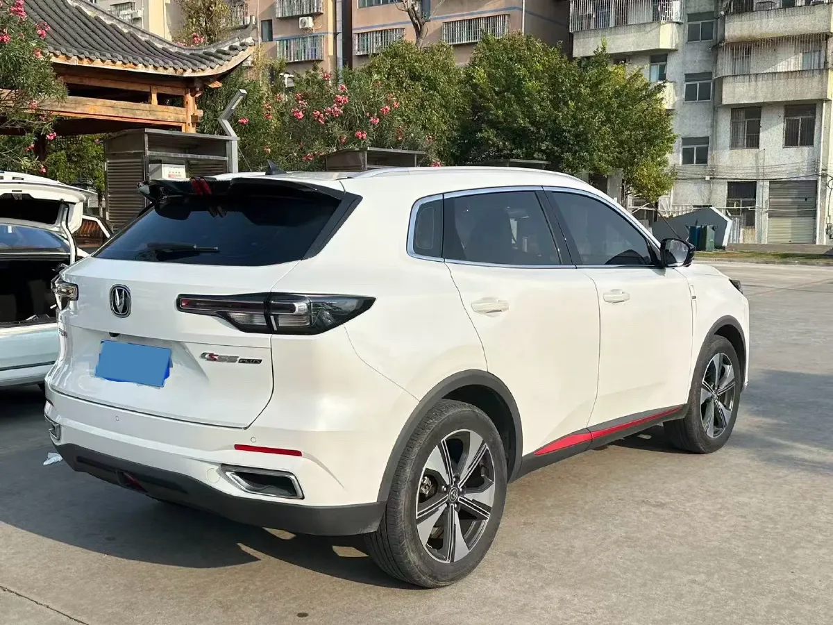 2022 ChangAn Oshan X7 Plus 1.5T 188HP L4 7DCT,autocango,china used car exporter,china ev exporter,chinese used car exporter,chinese used ev exporter