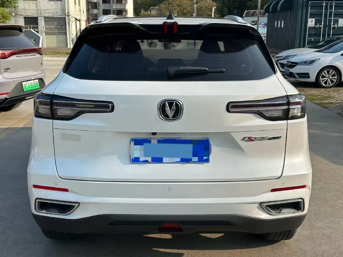 2022 ChangAn Oshan X7 Plus 1.5T 188HP L4 7DCT,autocango,china used car exporter,china ev exporter,chinese used car exporter,chinese used ev exporter