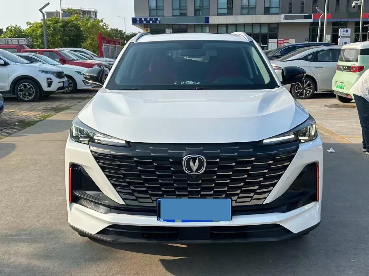 2022 ChangAn Oshan X7 Plus 1.5T 188HP L4 7DCT,autocango,china used car exporter,china ev exporter,chinese used car exporter,chinese used ev exporter