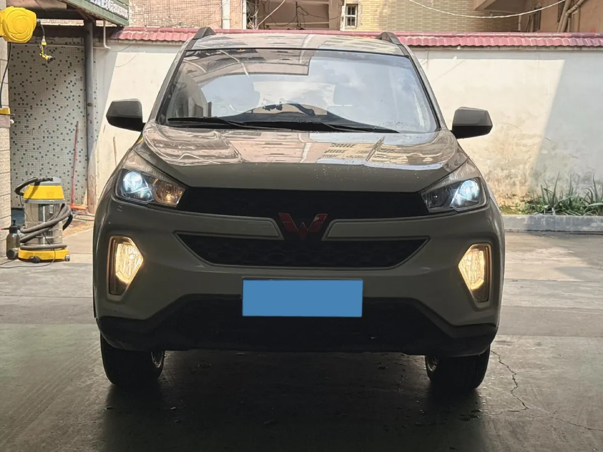 2018 WuLing HongGuang S3 1.5L 112HP L4 6MT,autocango,china used car exporter,china ev exporter,chinese used car exporter,chinese used ev exporter