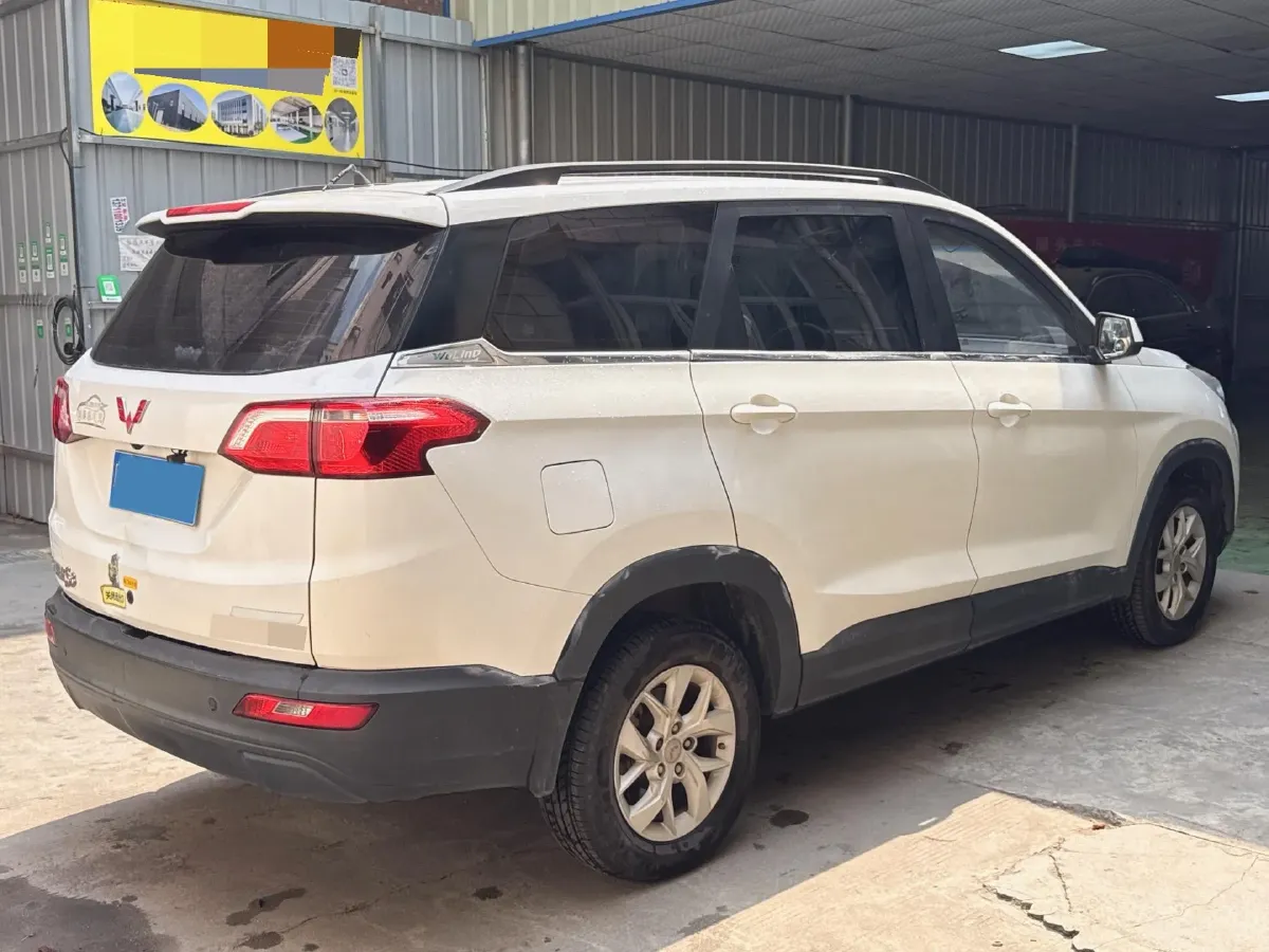 2018 WuLing HongGuang S3 1.5L 112HP L4 6MT,autocango,china used car exporter,china ev exporter,chinese used car exporter,chinese used ev exporter