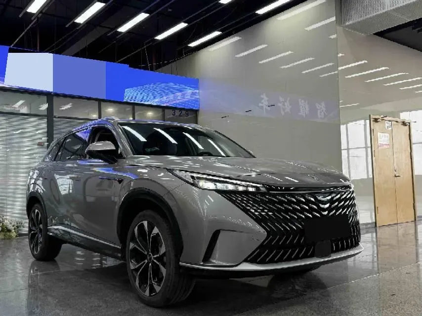 2023 Roewe RX5 1.5T 188HP L4 7DCT,autocango,china used car exporter,china ev exporter,chinese used car exporter,chinese used ev exporter