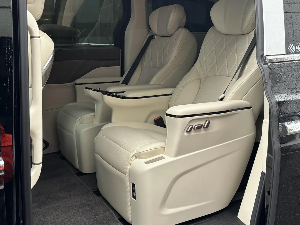 2025 WEY HighMountain 1.5T 170HP L4 4DHT PHEV,autocango,china used car exporter,china ev exporter,chinese used car exporter,chinese used ev exporter