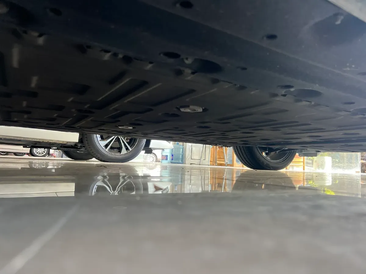 2022 Geely Okavango 1.8T 184HP L4 7DCT,autocango,china used car exporter,china ev exporter,chinese used car exporter,chinese used ev exporter