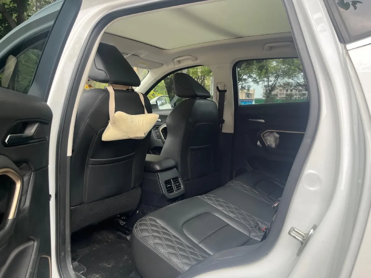 2021 Haval H6 1.5T 150HP L4 7DCT,autocango,china used car exporter,china ev exporter,chinese used car exporter,chinese used ev exporter