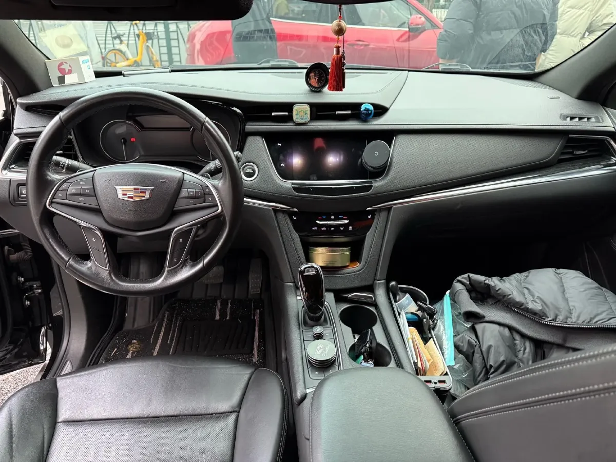 2020 Cadillac XT5 2.0T 237HP L4 9AT,autocango,china used car exporter,china ev exporter,chinese used car exporter,chinese used ev exporter