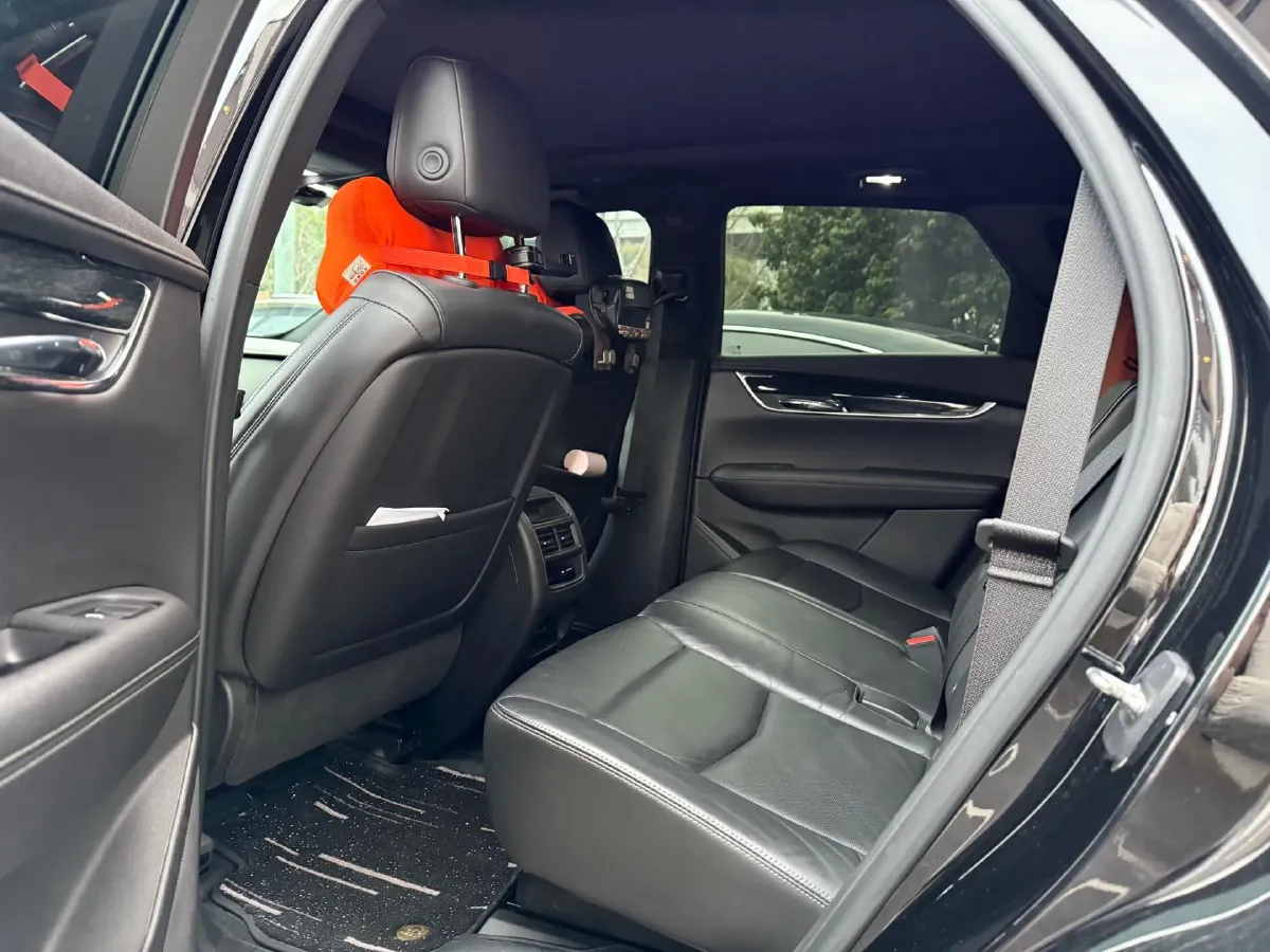 2020 Cadillac XT5 2.0T 237HP L4 9AT,autocango,china used car exporter,china ev exporter,chinese used car exporter,chinese used ev exporter