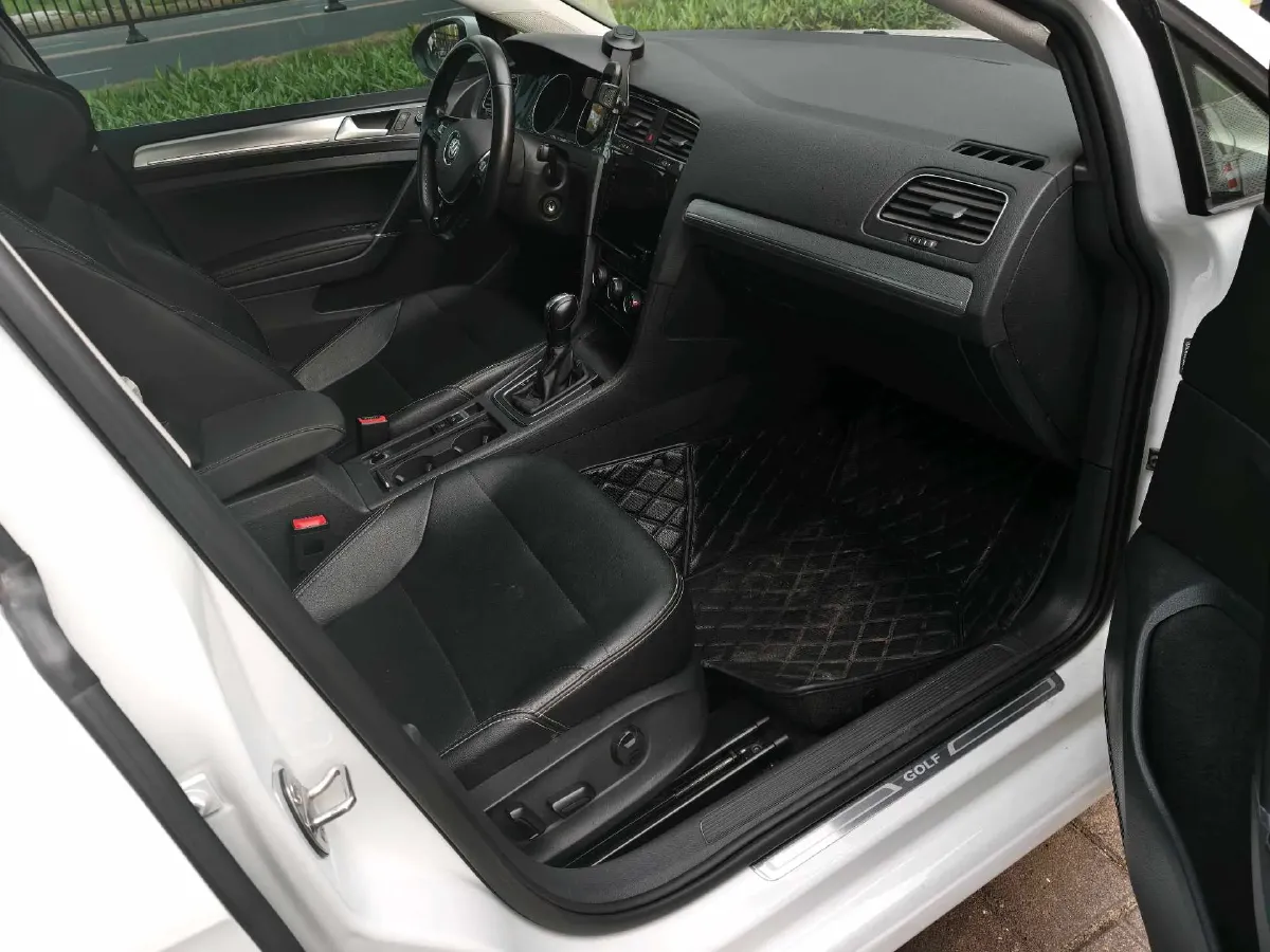 2019 Brilliance Auto V7 1.8T 231HP L4 7DCT,autocango,china used car exporter,china ev exporter,chinese used car exporter,chinese used ev exporter