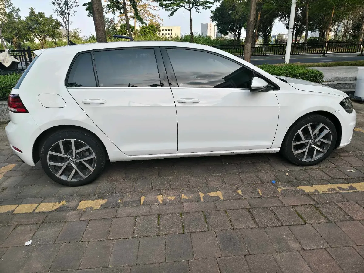 2019 Brilliance Auto V7 1.8T 231HP L4 7DCT,autocango,china used car exporter,china ev exporter,chinese used car exporter,chinese used ev exporter