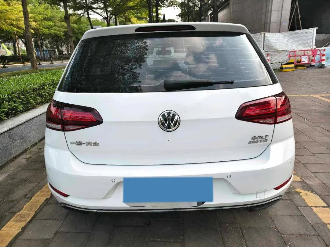 2019 Brilliance Auto V7 1.8T 231HP L4 7DCT,autocango,china used car exporter,china ev exporter,chinese used car exporter,chinese used ev exporter