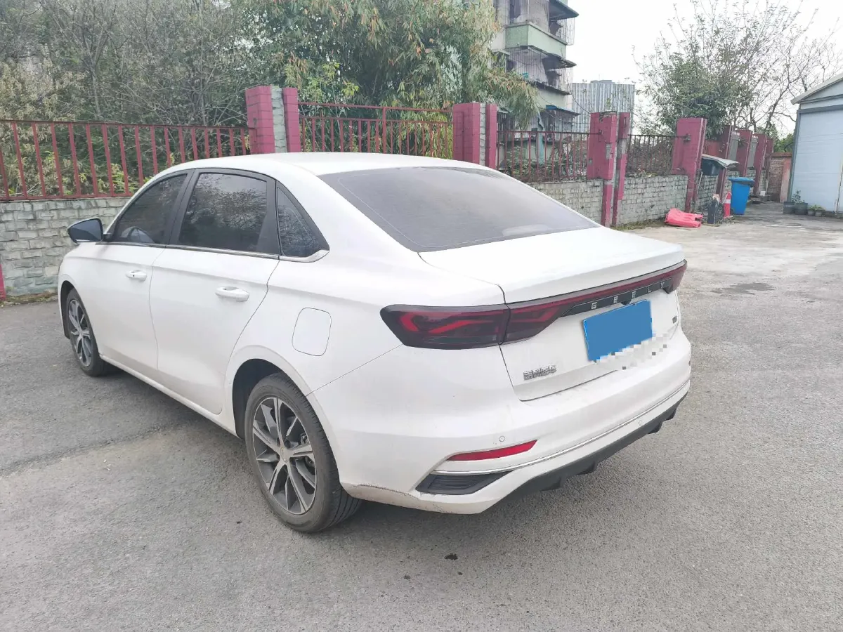 2022 Geely Emgrand 1.5L 114HP L4 CVT,autocango,china used car exporter,china ev exporter,chinese used car exporter,chinese used ev exporter
