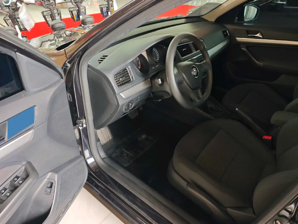 2017 Volkswagen Lavida 1.6L 110HP L4 6AT,autocango,china used car exporter,china ev exporter,chinese used car exporter,chinese used ev exporter